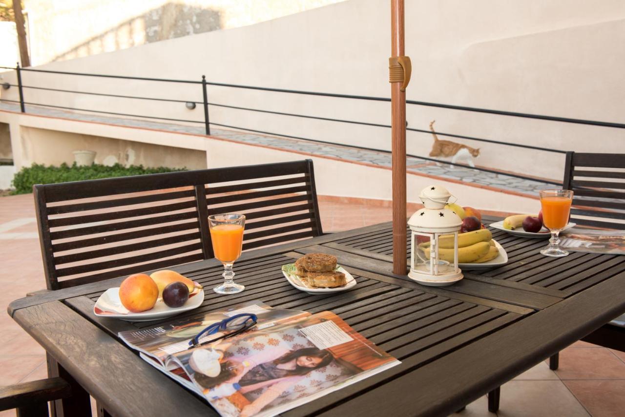 Myrties Boutique Apartments ภายนอก รูปภาพ